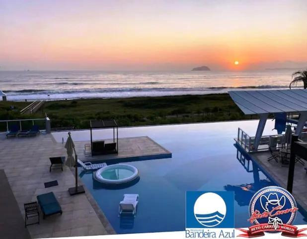 Ape Estilo Resort C/ Pe Na Areia E Vista Mar, Proximo Ao Beto Carrero Picarras Luaran gambar