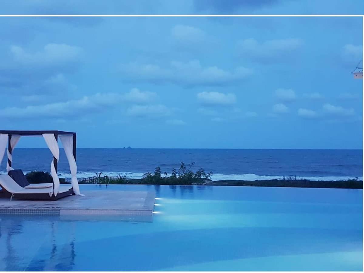 Ape Estilo Resort C/ Pe Na Areia E Vista Mar, Proximo Ao Beto Carrero Picarras Luaran gambar