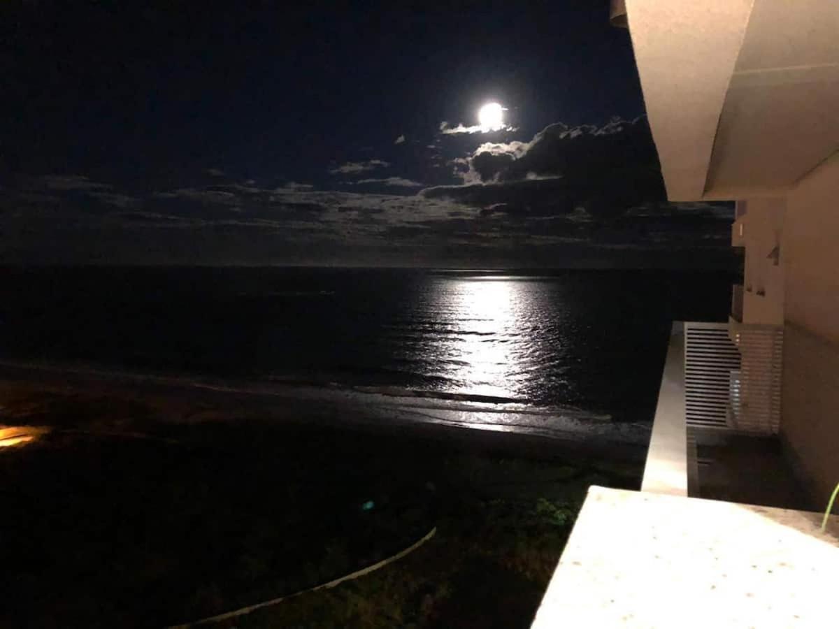 Ape Estilo Resort C/ Pe Na Areia E Vista Mar, Proximo Ao Beto Carrero Picarras Luaran gambar